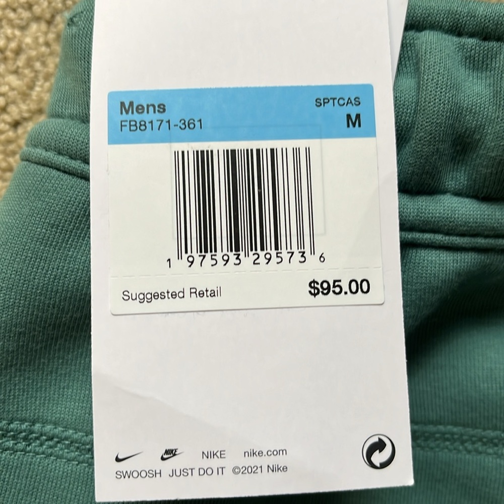 Nike Tech Men's Teal Shorts - Picture 5 of 5